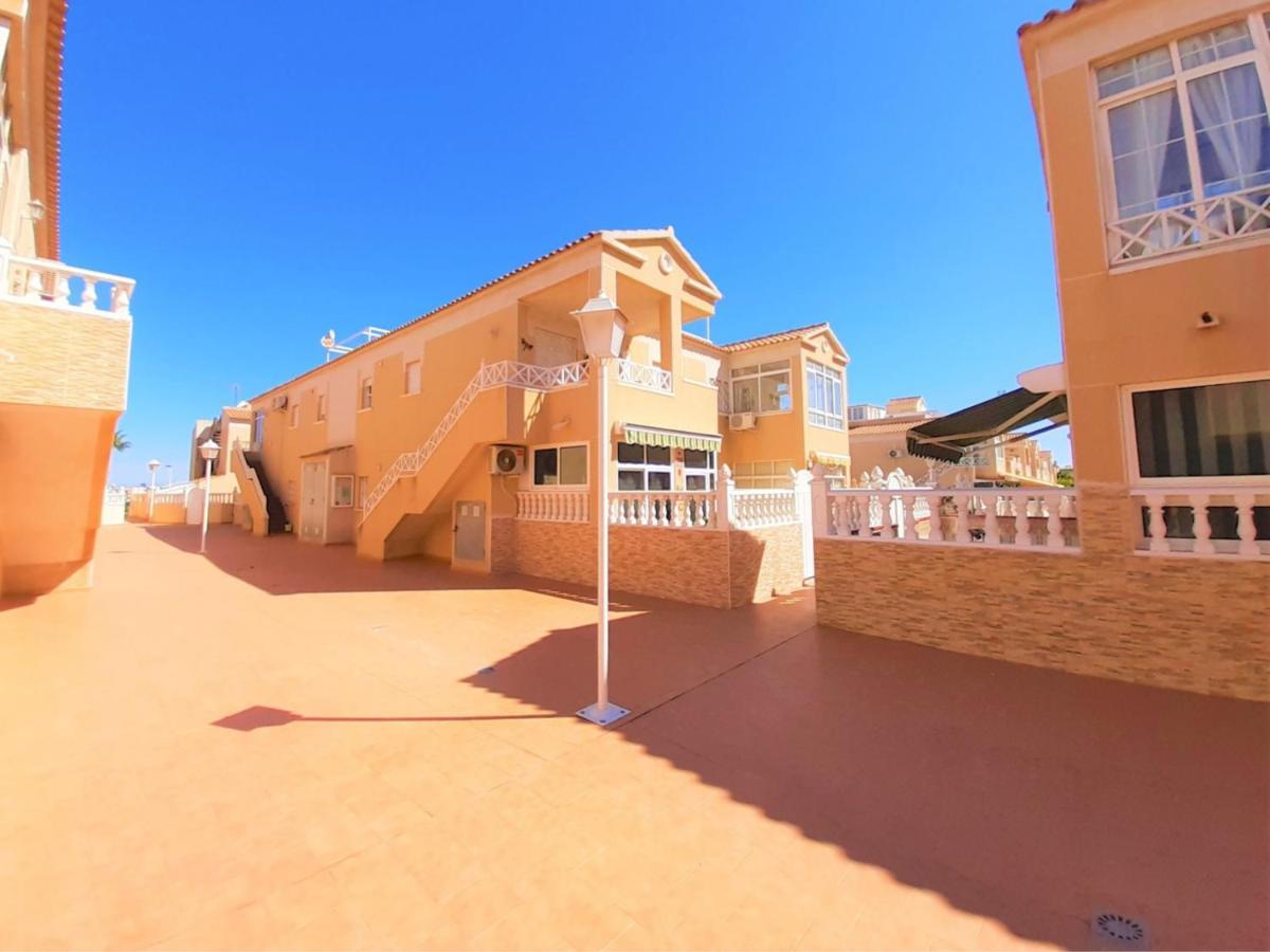 Casa Alegria Apartment With Pool Torrevieja Eksteriør bilde