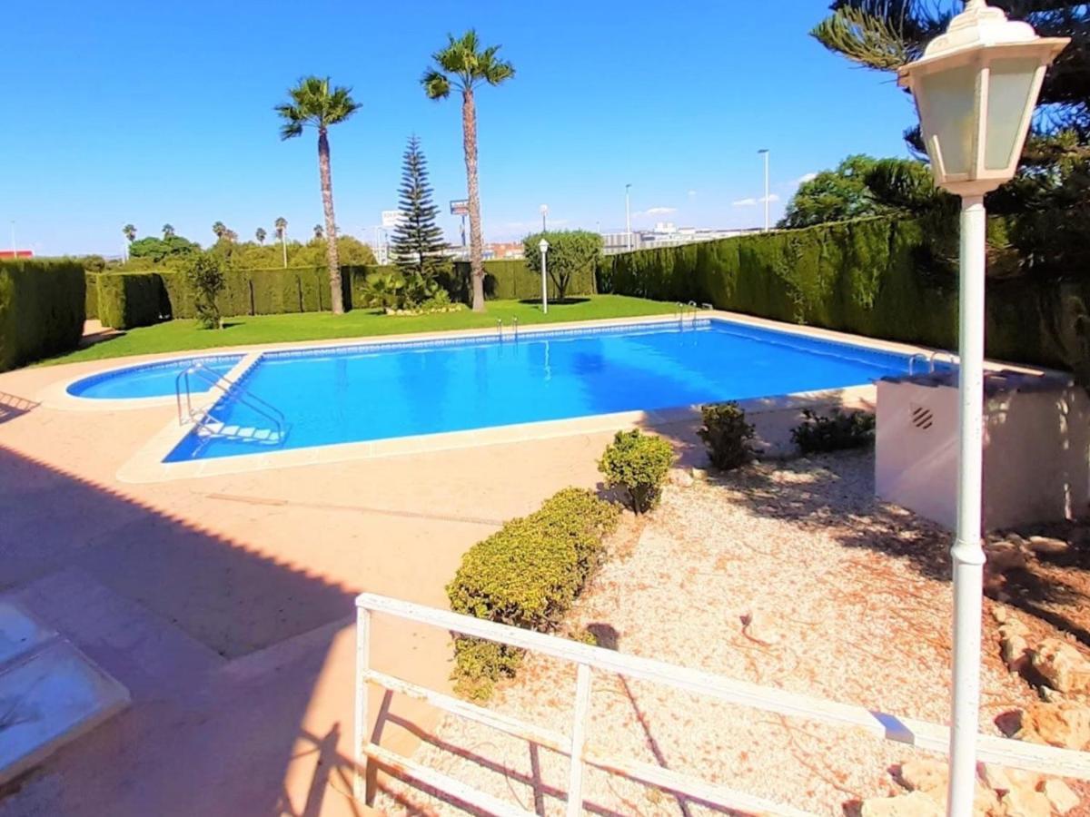Casa Alegria Apartment With Pool Torrevieja Eksteriør bilde